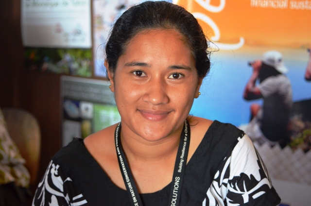 Tuvalu-girl