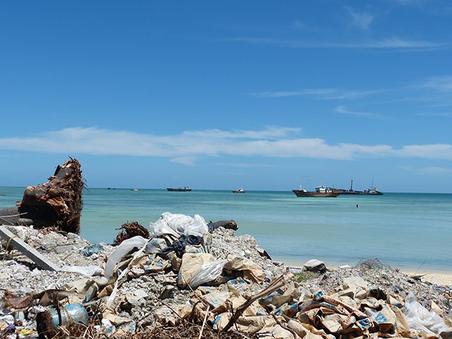 Tarawa-Kiribati---Landfill--Carlo-Iacovino-SPREP web