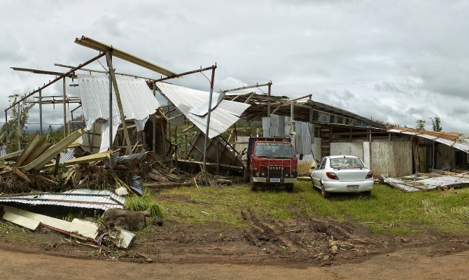 The aftermath of Cyclone Evan ©Stuart Chape