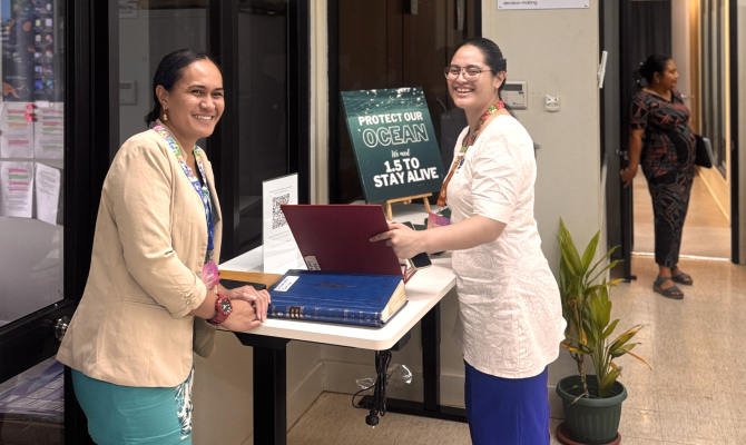 Librarians at the SPREP Library