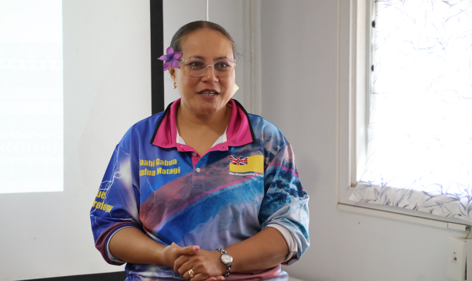 Niue training Rossy Mitiepo