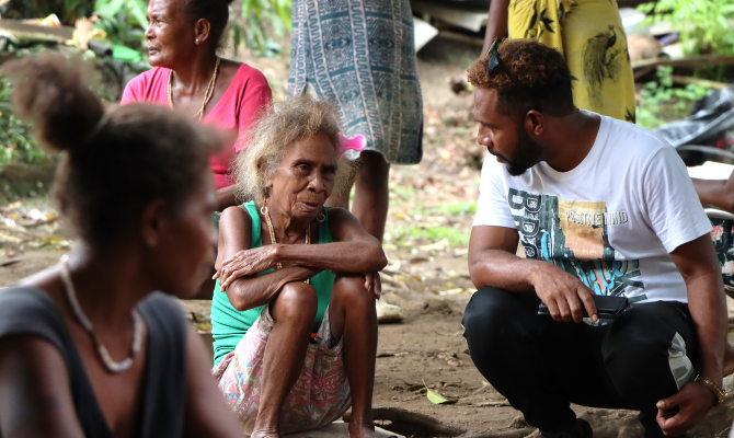 Journalists visit April Valley in the Solomon Islands