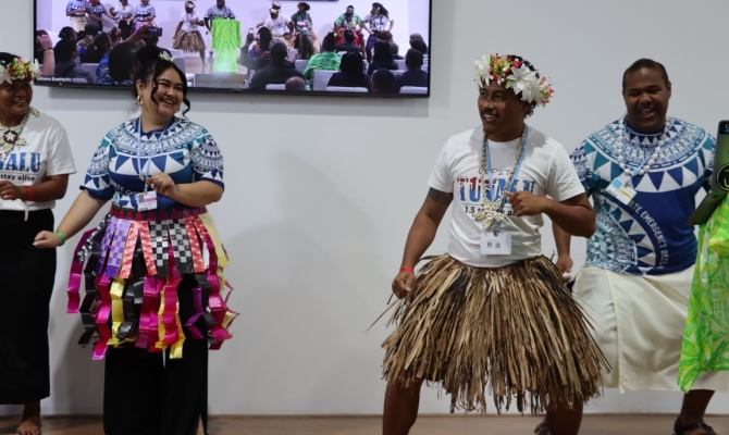 Tuvalu performers