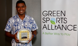 Raka 7s Rugby Tournament Sustainability Coordinator Dwain Qalovaki accepting the 2018 Innovator of the Year award at the Green Sports Alliance Summit 