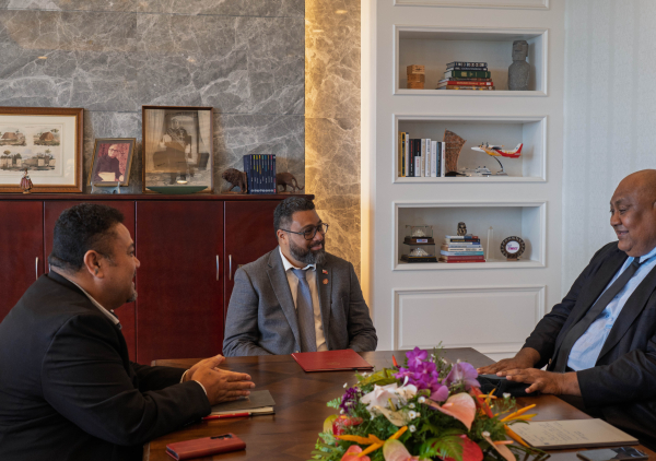 Tongan PM with SPREP DG