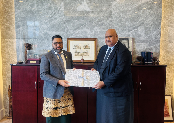 Tonga PM and DG Sefanaia