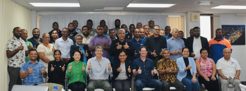 Participants in the Fijian training