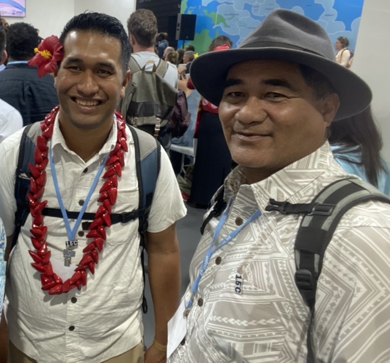 Dr Luteru and Minister of MNRE