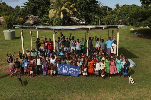 Group picture of Tanna community