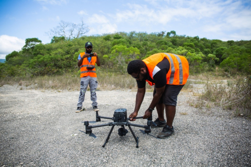 Training participants from Vanuatu Meteorology and Geohazards Department and Public Works Department.